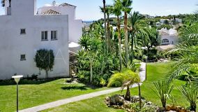 Town House for sale in El Padron, Estepona East