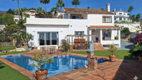 Villa for sale in Estepona Ouest