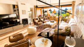 Zweistöckiges Penthouse zu verkaufen in La Cartuja del Golf, Estepona Ost