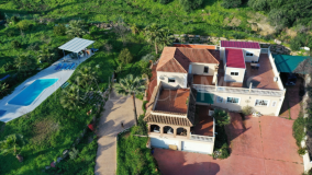 Villa en venta en Guadalobon, Estepona Oeste