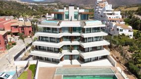 Apartment for sale in Bahía de Estepona, Estepona West