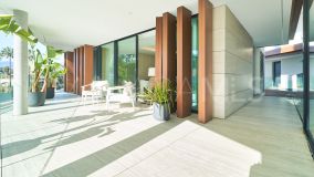 Apartment for sale in Bahía de Estepona, Estepona West