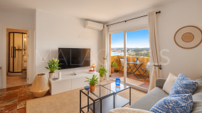 Wohnung zu verkaufen in Estepona Puerto, Estepona Stadt