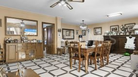 Villa en venta en Don Pedro, Estepona Oeste