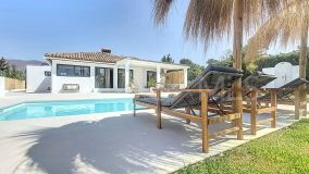 Villa for sale in Don Pedro, Estepona Väst