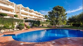 Apartment for sale in La Resina Golf, Estepona East