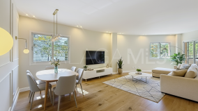 Erdgeschosswohnung zu verkaufen in Estepona Puerto, Estepona Stadt