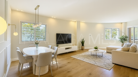 Ground Floor Apartment for sale in Estepona Puerto, Estepona Town