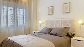 Appartement rez de chaussée for sale in Estepona Puerto, Estepona Ville