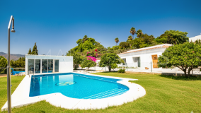 House for sale in El Velerin, Estepona East
