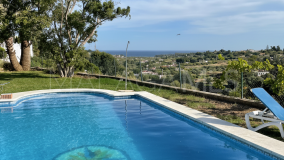 House for sale in El Velerin, Estepona East