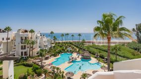 Ático en venta en Bahía del Velerín, Estepona Este
