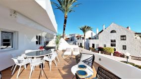 Wohnung zu verkaufen in Jardines de Andalucia, Nueva Andalucia
