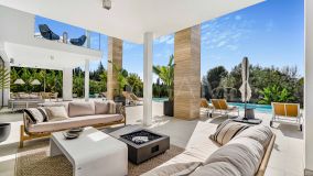 Villa for sale in Lomas de Puente Romano, Marbella Golden Mile