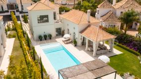 Villa zu verkaufen in Nueva Andalucia, Marbella