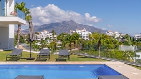 Casa en venta en La Alqueria, Benahavis