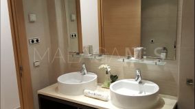 Lägenhet for sale in Los Altos de los Monteros, Marbella Öst