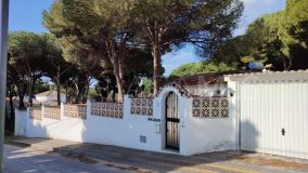 Hus i byn for sale in Artola, Marbella Öst