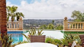 Penthouse for sale in Les Belvederes, Nueva Andalucia