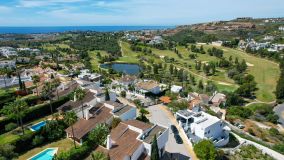 Villa en venta en La Alqueria, Benahavis