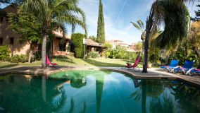 Villa for sale in Bel Air, Estepona East