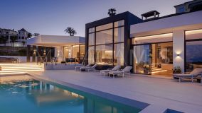 Villa for sale in Benahavis