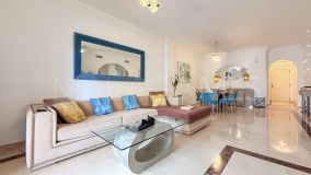 Lägenhet for sale in River Garden, Nueva Andalucia