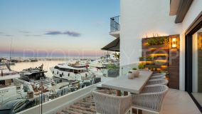 Buy 3 bedrooms penthouse in Marbella - Puerto Banus
