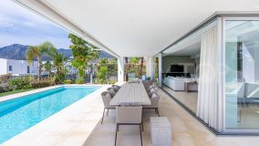 For sale La Finca de Marbella 5 bedrooms semi detached villa