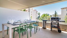 Buy apartment with 3 bedrooms in Nueva Andalucia