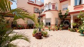 For sale town house in Estepona Old Town