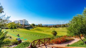 Magnificent corner penthouse with large solarium offering amazing golf and sea views