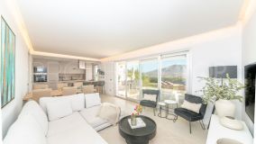 Apartamento planta baja de 3 dormitorios en venta en La Cala Golf Resort