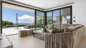 Villa for sale in Benahavis