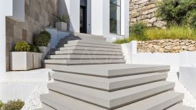 Villa for sale in Benahavis