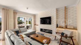 Villa de 4 dormitorios a la venta en Nagüeles