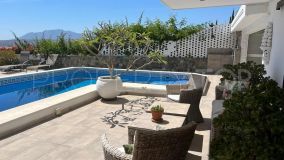 House for sale in Nueva Andalucia, 1,795,000 €