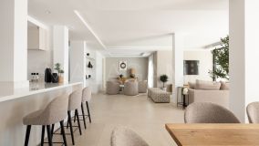 Villa for sale in El Rosario, Marbella East