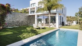 Villa for sale in Cabopino, Marbella East