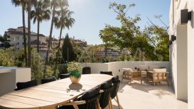 Villa en venta en Los Naranjos Hill Club, Nueva Andalucia