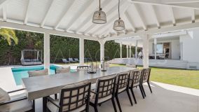 Villa en venta en La Pera, Nueva Andalucia