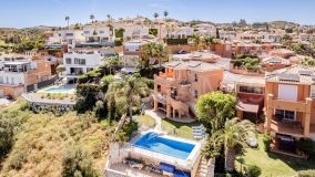Hus i byn till salu på Mijas