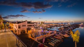 Duplex Penthouse for sale in Marbella - Puerto Banus, 3,750,000 €
