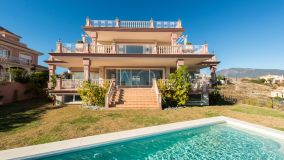 Villa for sale in Los Flamingos, Benahavis