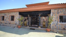 Villa for sale in El Paraiso, Estepona Öst