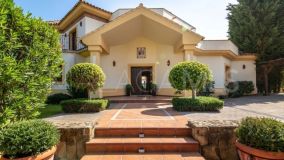 Villa for sale in Los Flamingos, Benahavis
