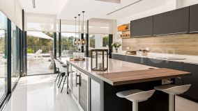 Buy 5 bedrooms villa in Las Brisas del Golf