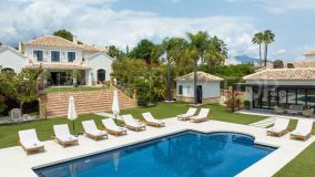 Villa for sale in New Golden Mile, 3,800,000 €