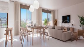 For sale 3 bedrooms apartment in Estepona Centre