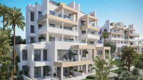 For sale apartment with 4 bedrooms in Estepona Centre